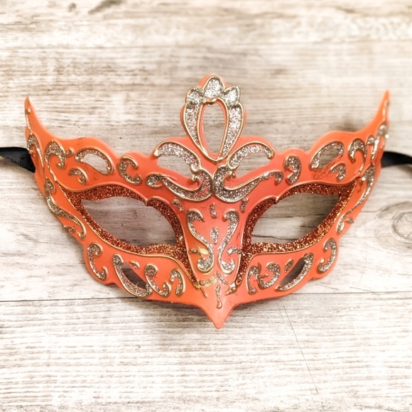 Masquerade Accessories - Venetian Cat Eye Ladies Formal Masquerade Ball Mask | Mardi Gras Wedding
